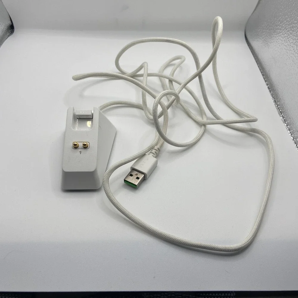 Razer RC30-030502 Charging Dock White USB 5V 500mA for Viper Ultimate RC30 Mouse